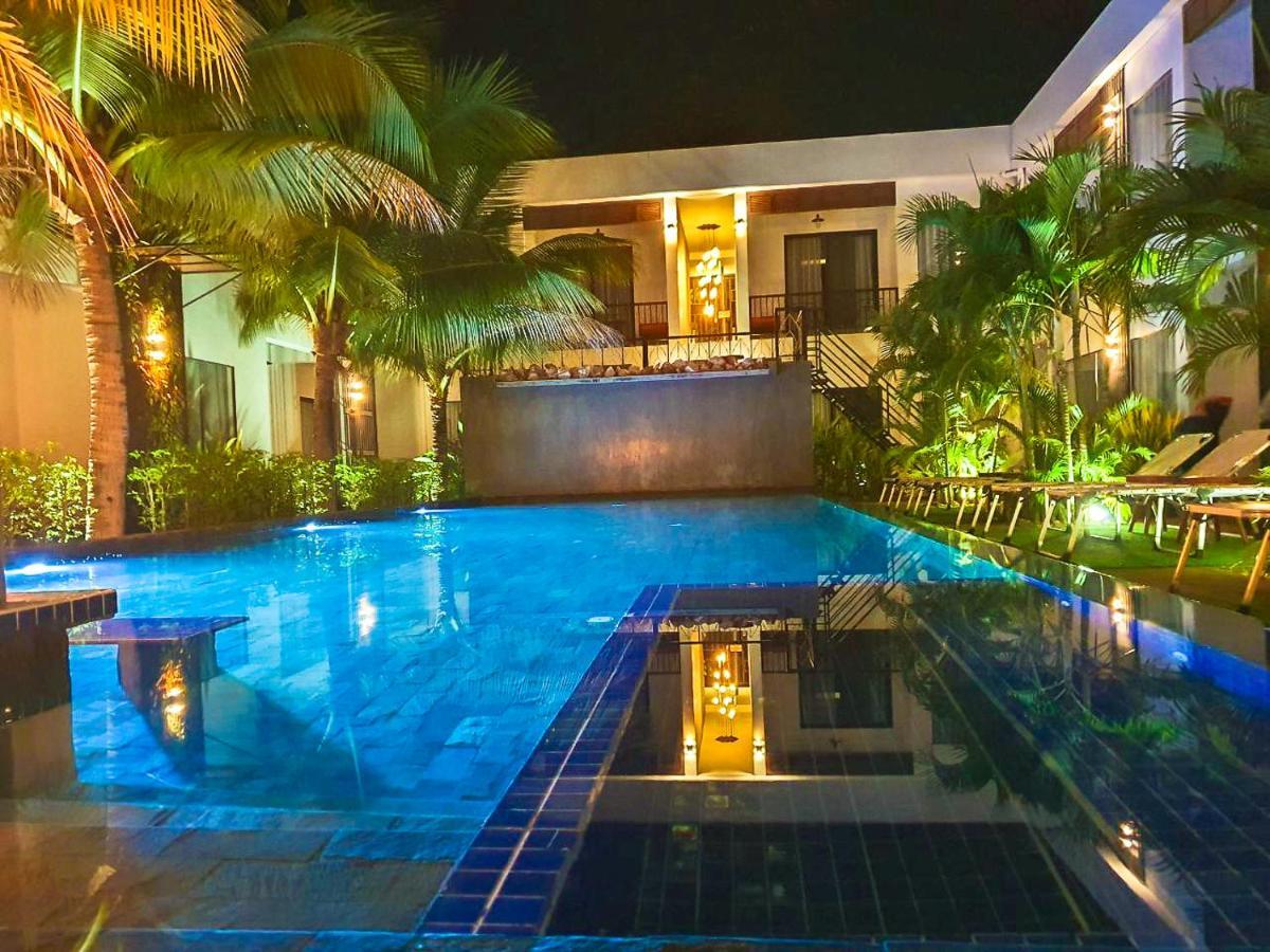 Central Corner D'Angkor Siem Reap Exterior foto